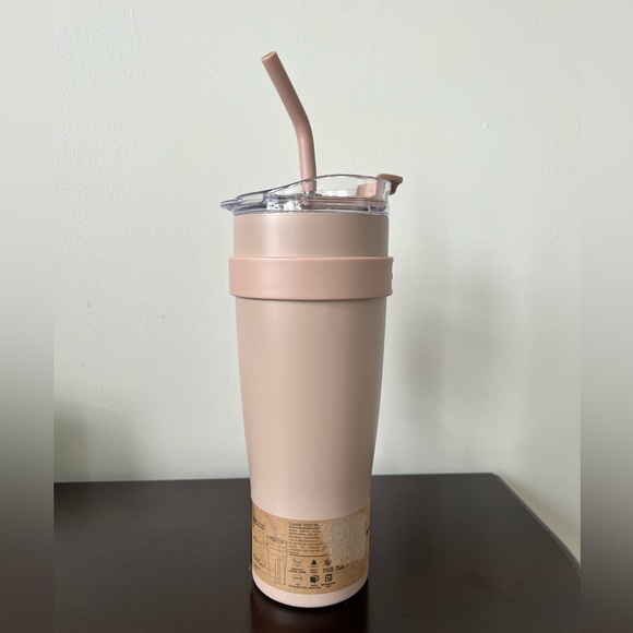 New Hydraflow Capri 40 ounce Tumbler - Picture 3 of 7